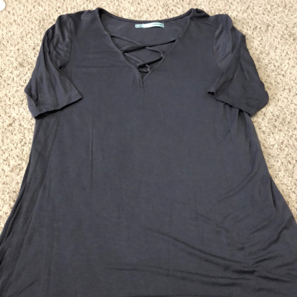 V neck tee!
